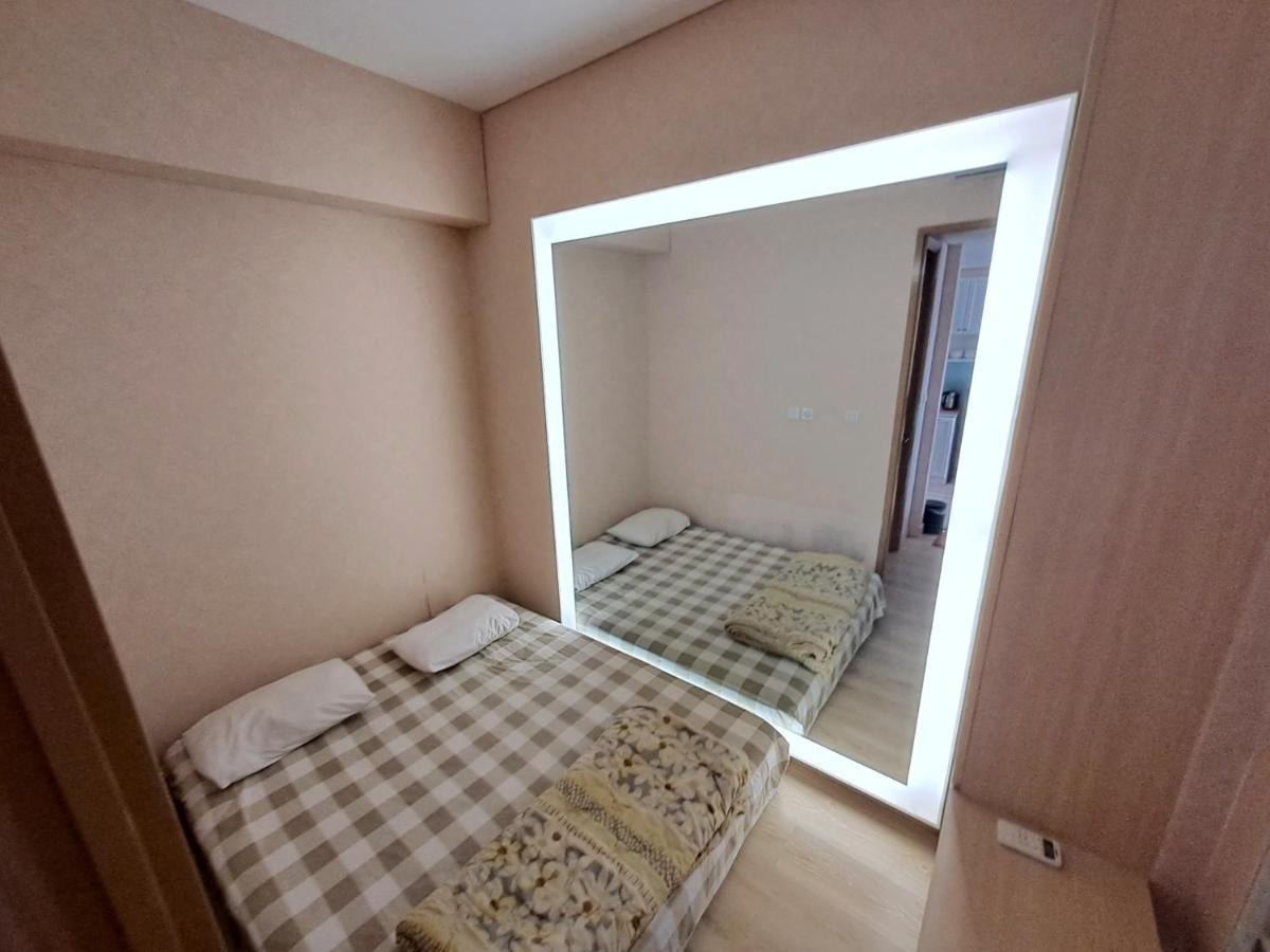 Homy 2 Bedroom Apartment Near Shopping Malls Джакарта Экстерьер фото